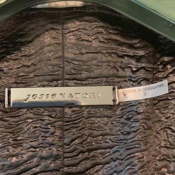 ❤️NWOT josie natori embossed croc coat - Picture 5 of 6